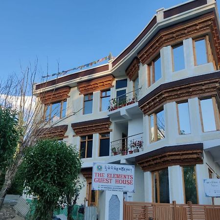 The Elements Guest House Leh Exterior photo